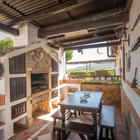Holiday home Tu Rural Cortijo Cantos 7 Piscina Privada
