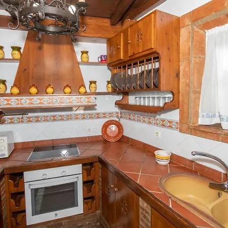 Tu Rural Cortijo Cantos 7 Piscina Privada Holiday home *