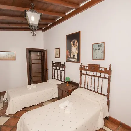 Tu Rural Cortijo Cantos 7 Piscina Privada Holiday home *